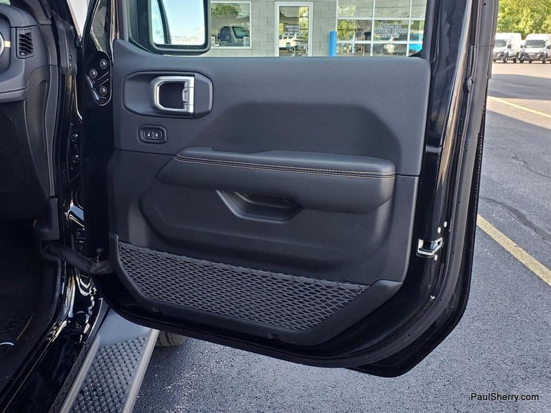 New 2026 Jeep Wrangler 4-door Sahara