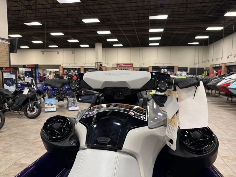 New 2025 Sea-Doo GTI SE 170 (SOUND SYSTEM) Image 20