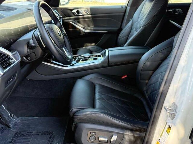 Used 2024 BMW X5 xDrive40iImage 15