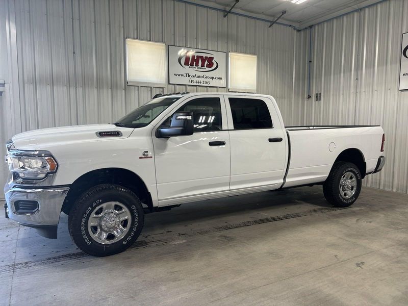 2024 RAM 3500 Tradesman Crew Cab 4x4 8