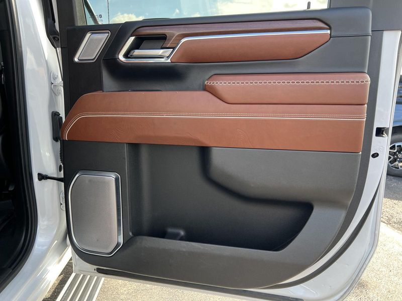 2024 Gmc Sierra HD Denali Ultimate photo 21