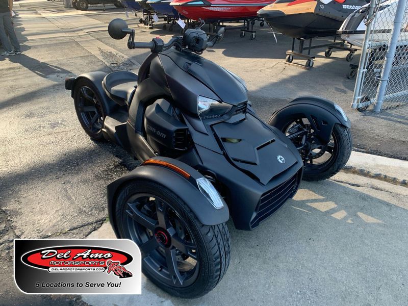 Used 2021 Can-Am RYKER 900 Image 1