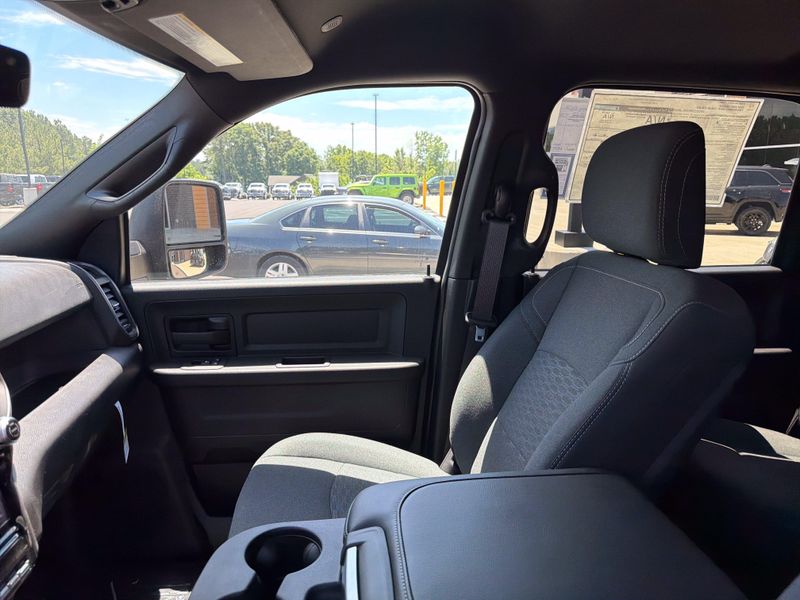 Used 2025 RAM 3500 Chassis TradesmanImage 29