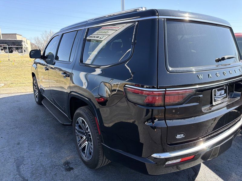 2024 Jeep Wagoneer Series 1Image 9