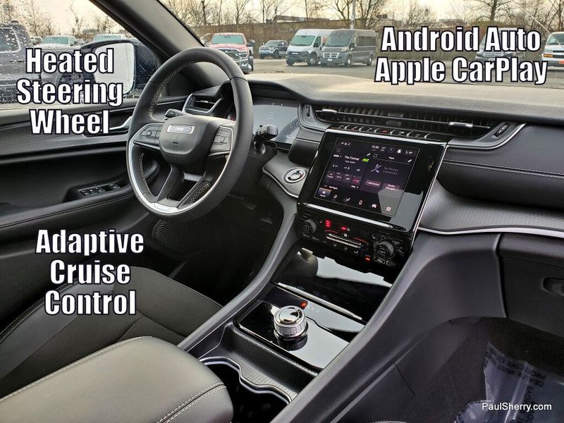 New 2025 Jeep Grand Cherokee L Altitude X 4x4