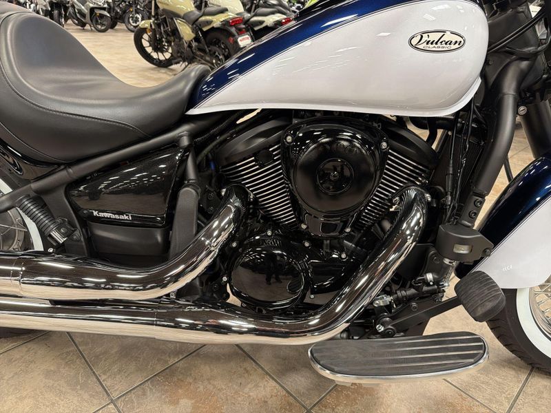 New 2026 Kawasaki VULCAN 900 CLASSIC Image 20