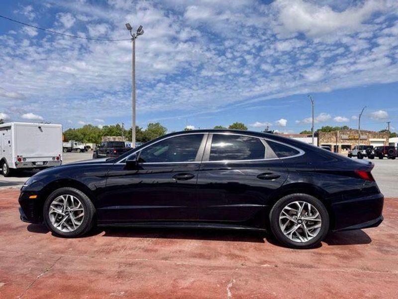 Used 2022 Hyundai Sonata SELImage 9