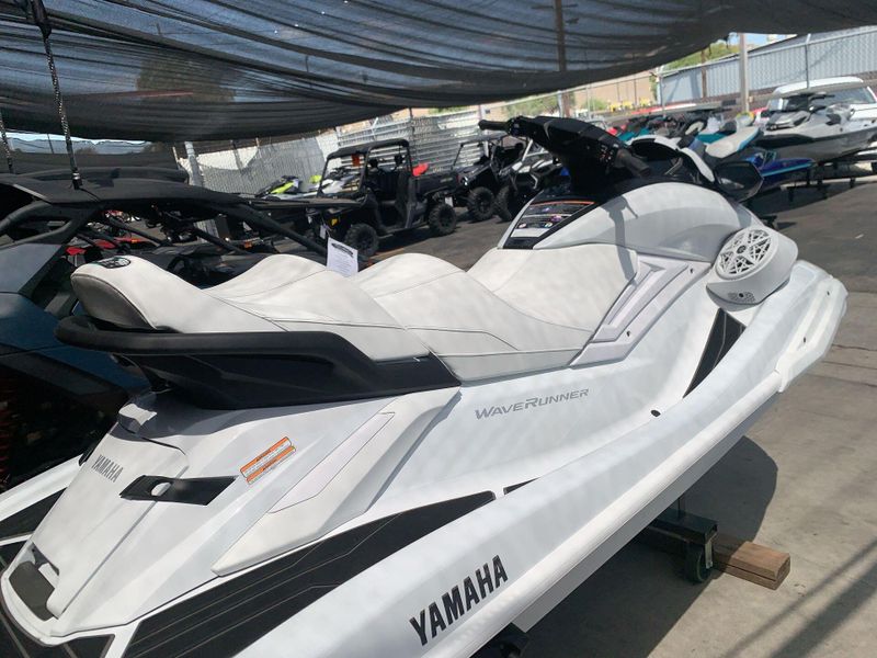 New 2025 Yamaha FX CRUISER SVHO W/AUDIO Image 13