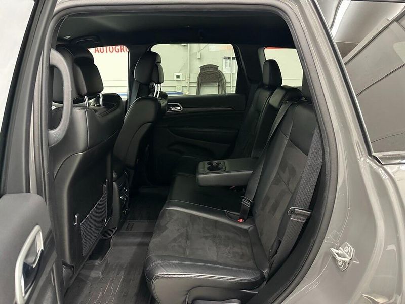 2021 Jeep Grand Cherokee Laredo XImage 24