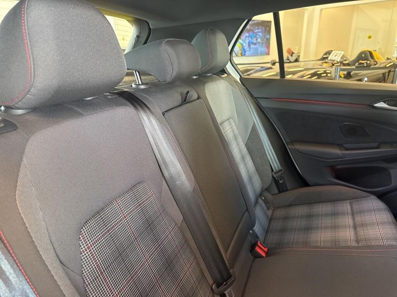 2023 Volkswagen Golf GTI 2.0T SE