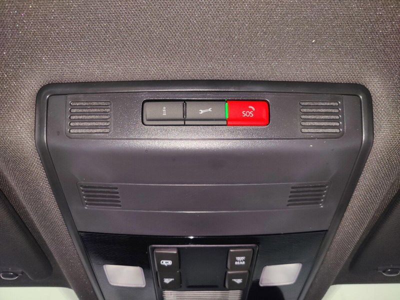 2024 Volkswagen Jetta Sport w/ Heated SeatsImage 17