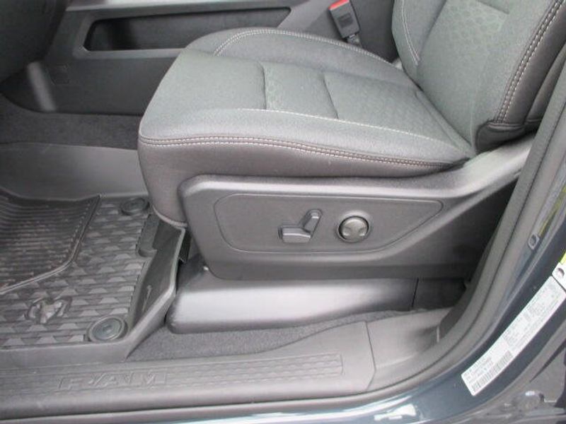 New 2026 RAM 1500 Big Horn Crew Cab 4x4 5