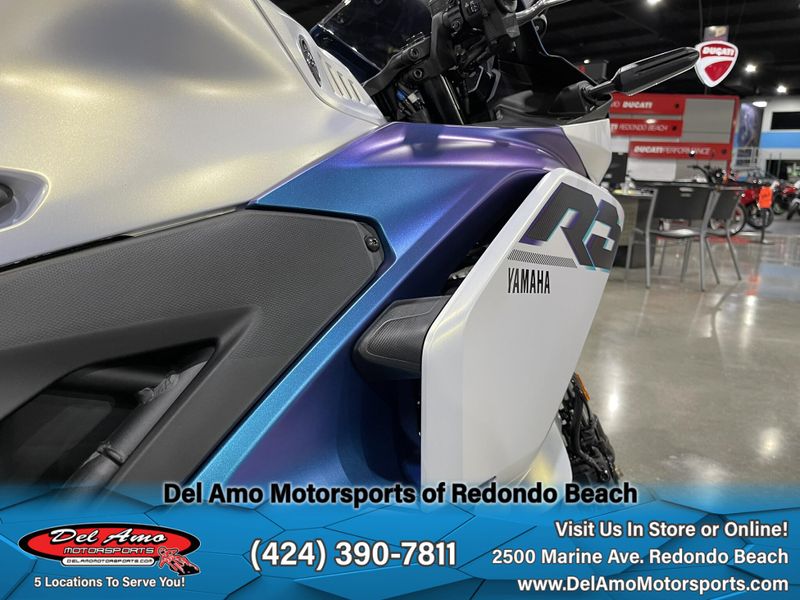 2025 Yamaha YZF-R3 ABS Image 19