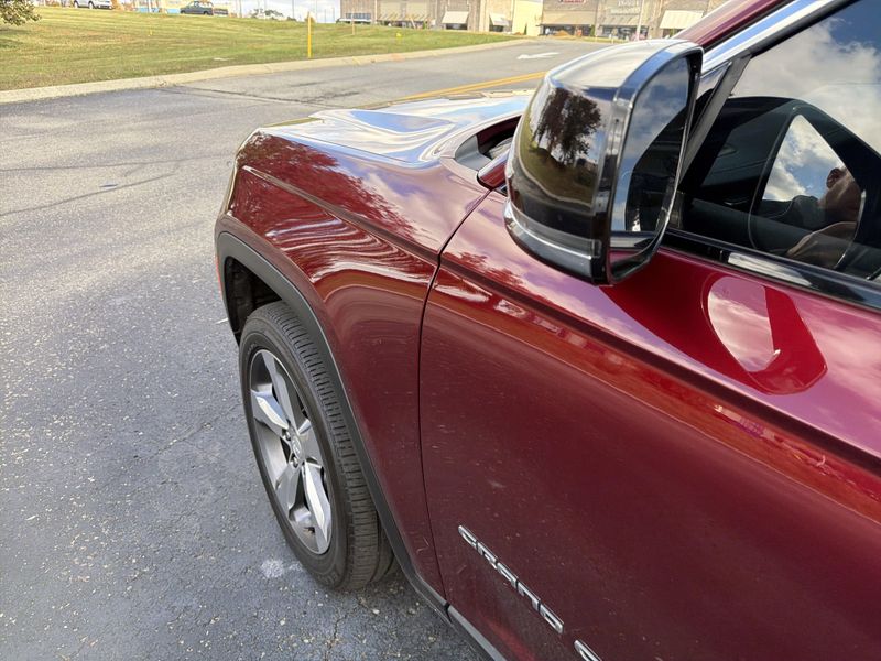 Used 2021 Jeep Grand Cherokee L LimitedImage 13