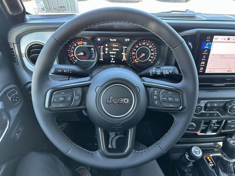 2025 Jeep Wrangler 4-door Sport SImage 2