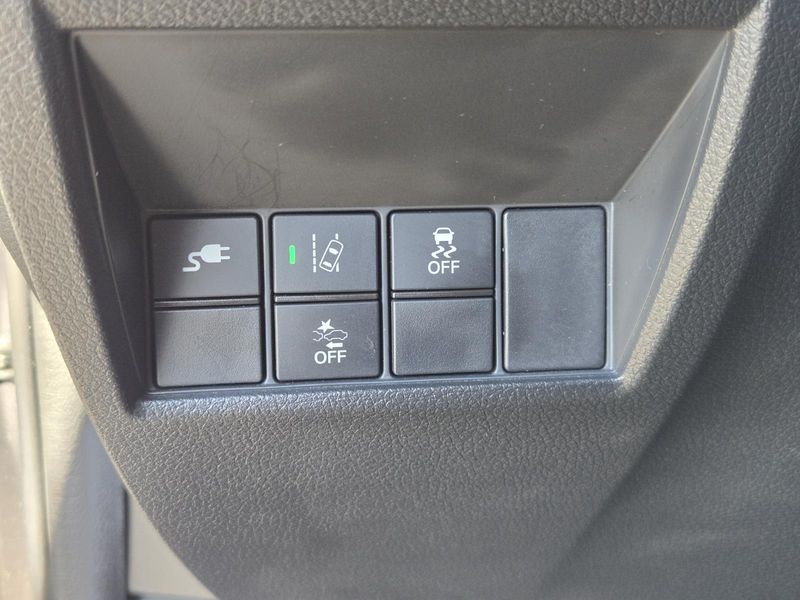 Used 2020 Honda Clarity Plug-In Hybrid Sedan