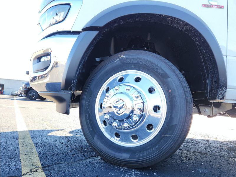 New 2027 RAM 5500 Tradesman Chassis Crew Cab 4x4 84' Ca