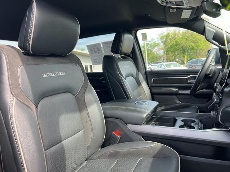 2024 RAM 1500 LaramieImage 25