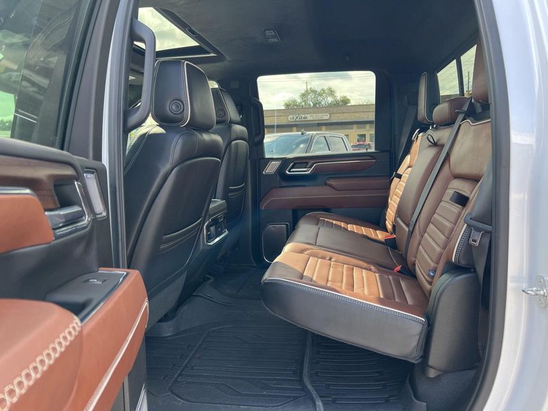 2024 Gmc Sierra HD Denali Ultimate photo 44