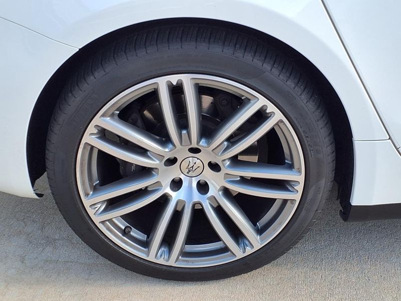 Used 2021 Maserati Ghibli SImage 15