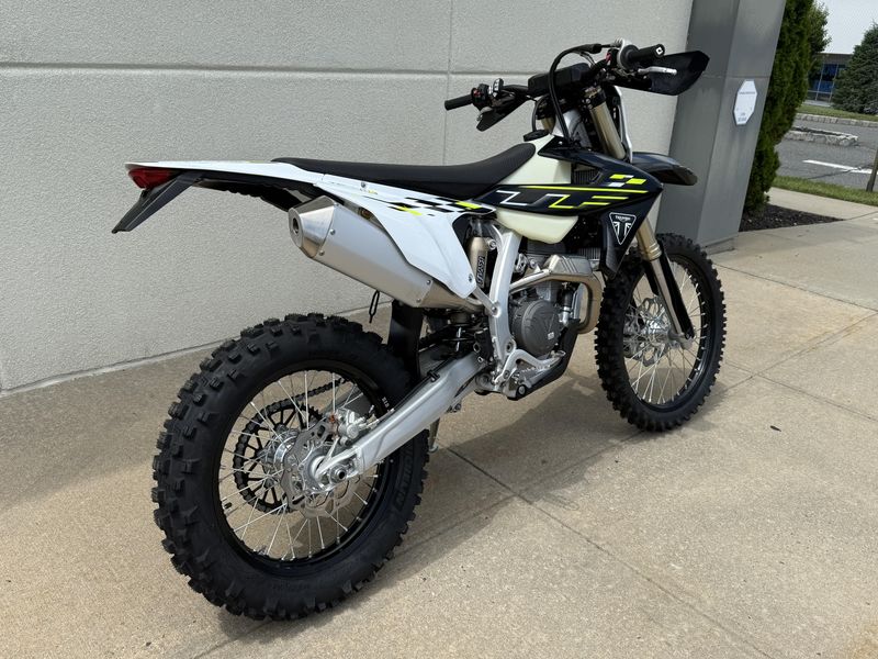 2026 Triumph TF250EImage 3