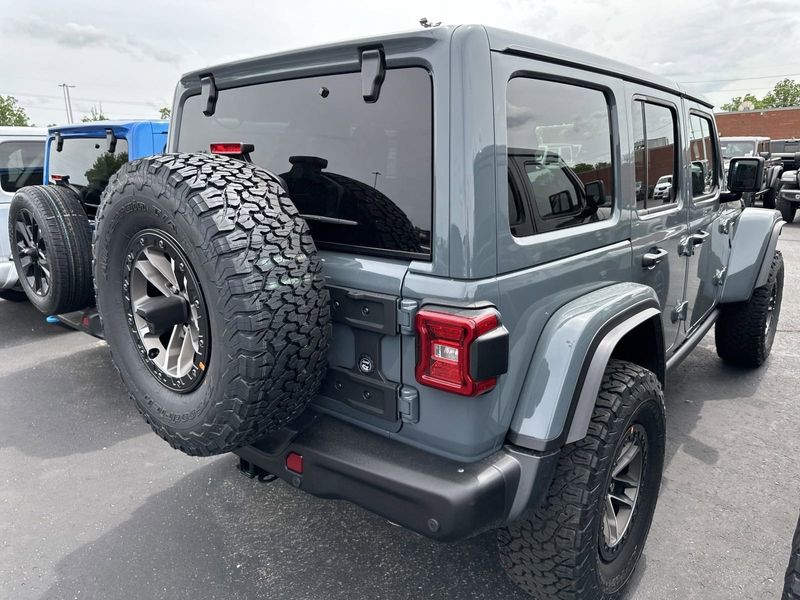 2024 Jeep Wrangler 4-door Rubicon 392Image 19