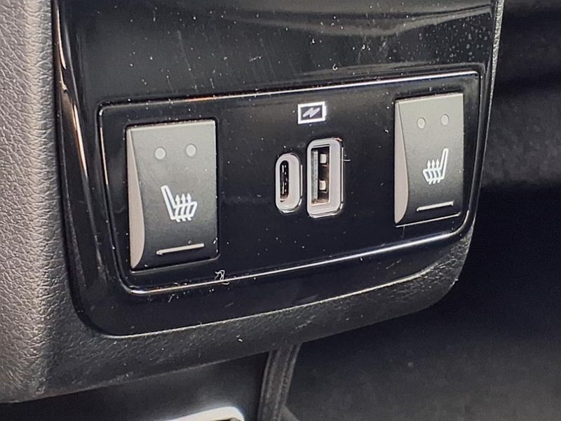 2022 Jeep Compass LimitedImage 5