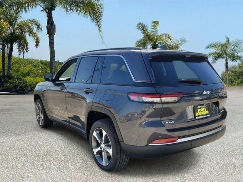 New 2026 Jeep Grand Cherokee Limited 4x4