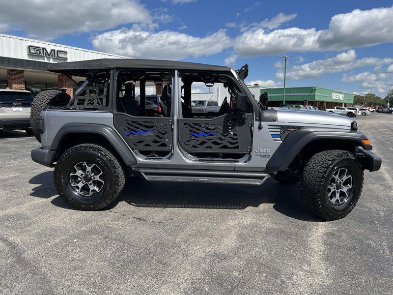 2018 Jeep Wrangler Unlimited Sport S photo 4