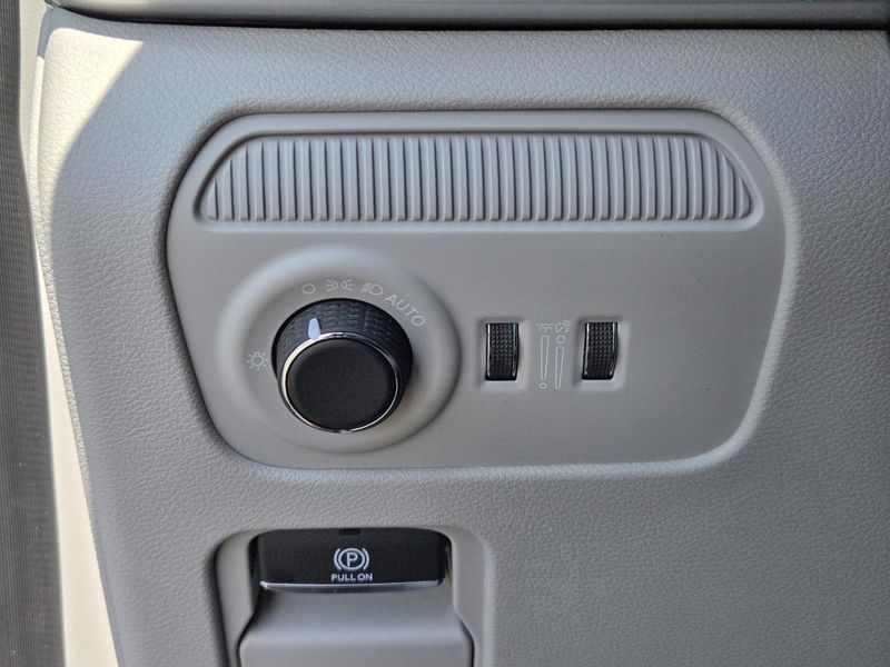 2026 Jeep Grand Wagoneer L Grand Wagoneer L Limited Altitude 4x4