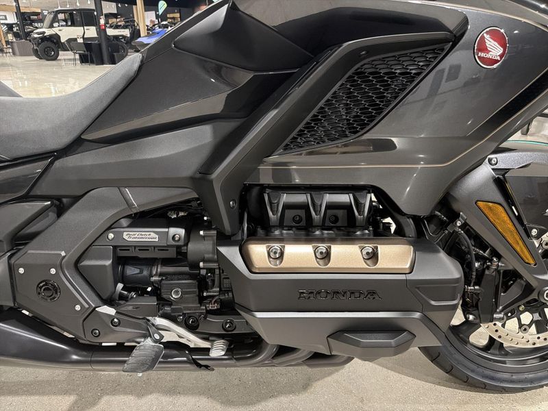 New 2026 Honda GOLDWING TOUR DCT Image 20