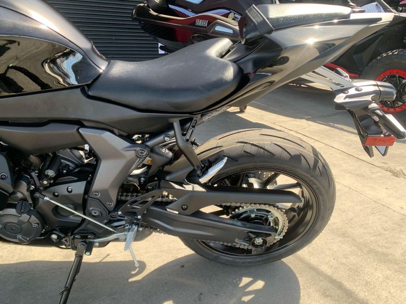 New 2025 Yamaha YZF-R7 Image 17