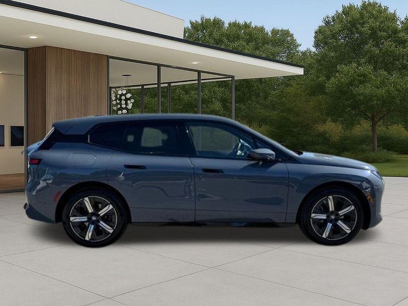 Used 2026 BMW iX xDrive45Image 7