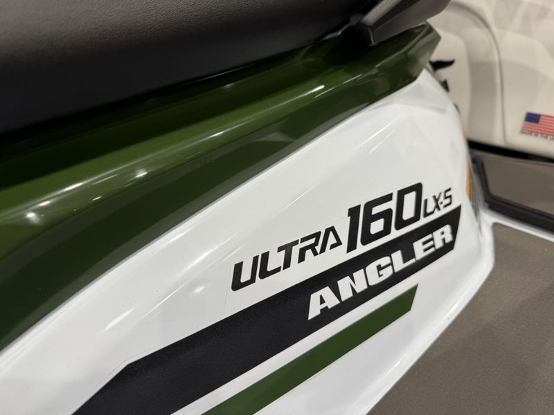2025 Kawasaki JET SKI ULTRA 160LX-S ANGLER Image 7