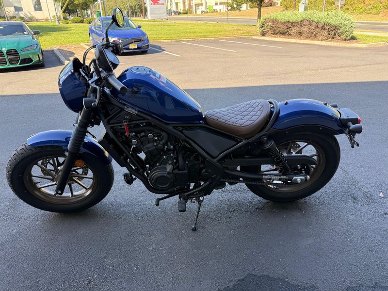 2025 Honda Rebel 500 ABS SEImage 2