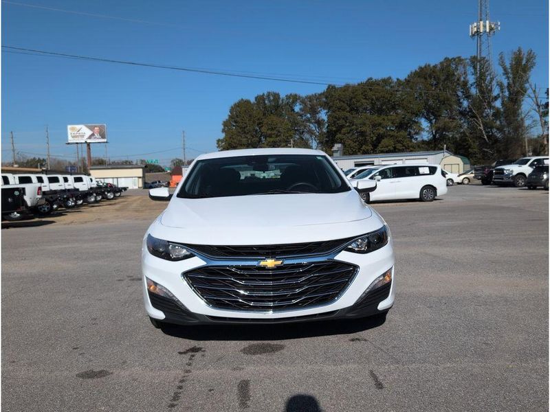 Used 2024 Chevrolet Malibu LTImage 8