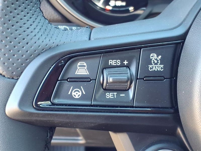 New 2025 Alfa Romeo Giulia RwdImage 18