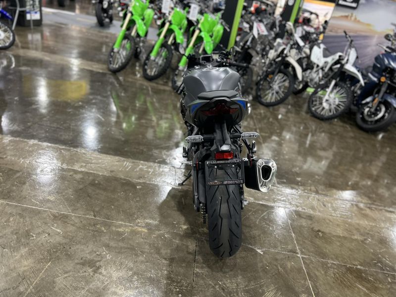New 2026 Kawasaki NINJA ZX-6R ABS Image 11