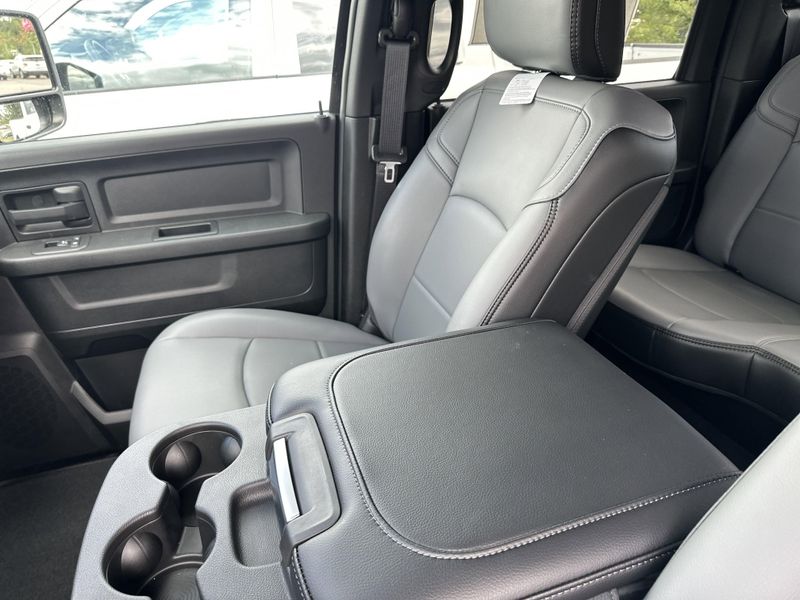 New 2025 RAM 2500 Tradesman Crew Cab 4x4 6