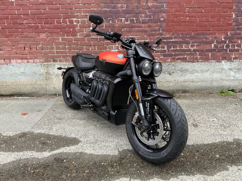 2026 Triumph ROCKET 3 STORM R