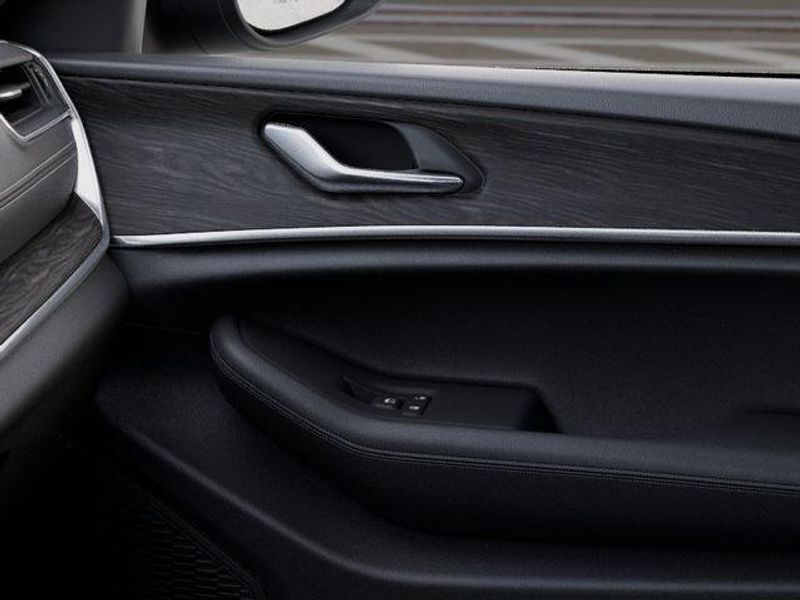 New 2026 Jeep Grand Cherokee Laredo Altitude 4x4Image 25