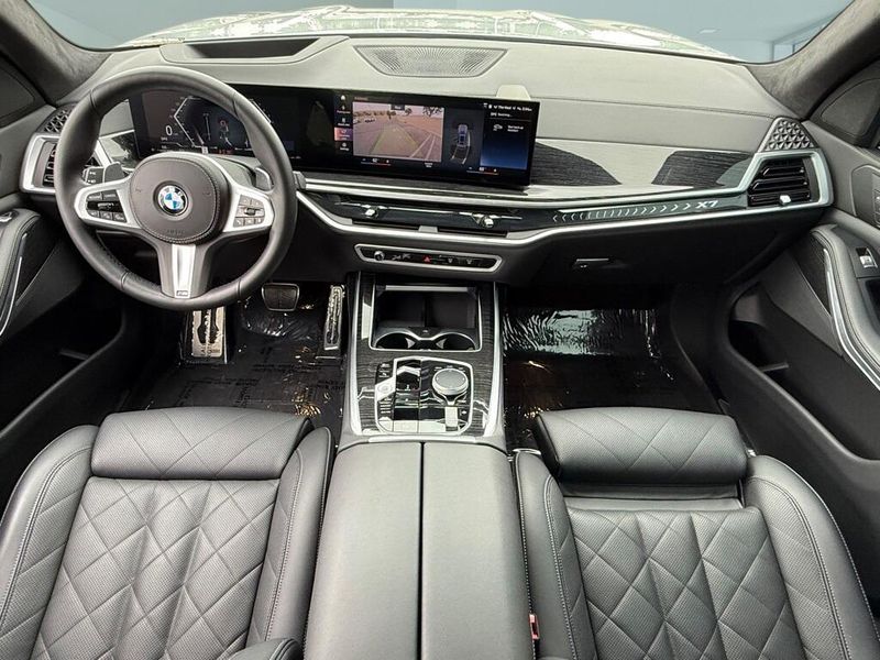 2023 BMW X7 xDrive40iImage 31