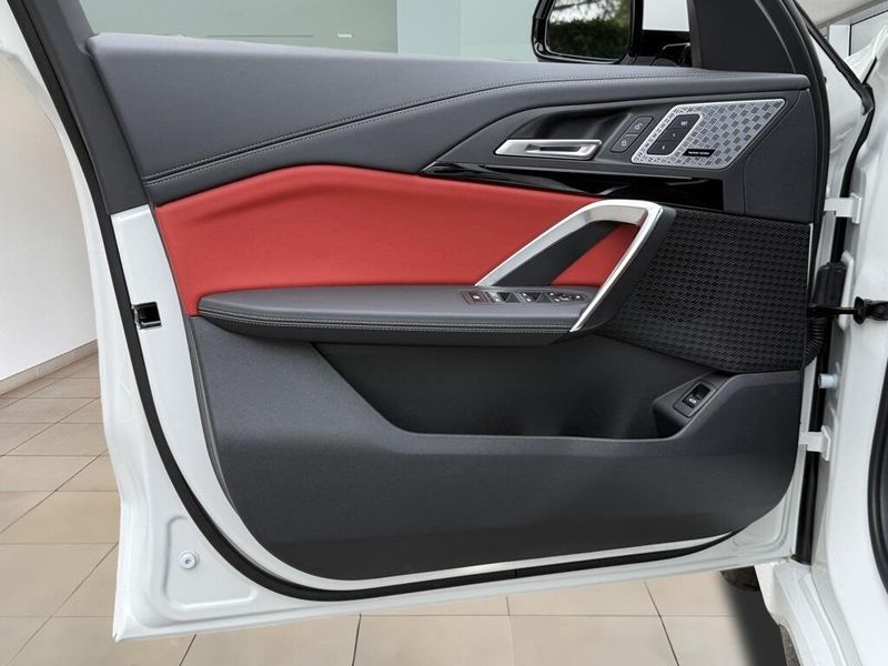 2025 BMW X1 xDrive28iImage 18
