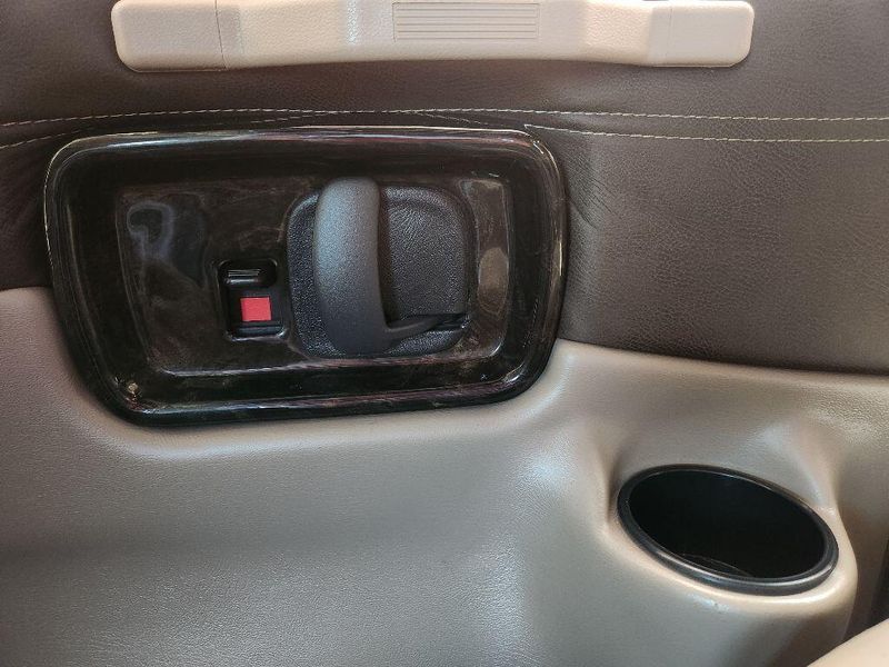 2019 GMC Savana Image 44