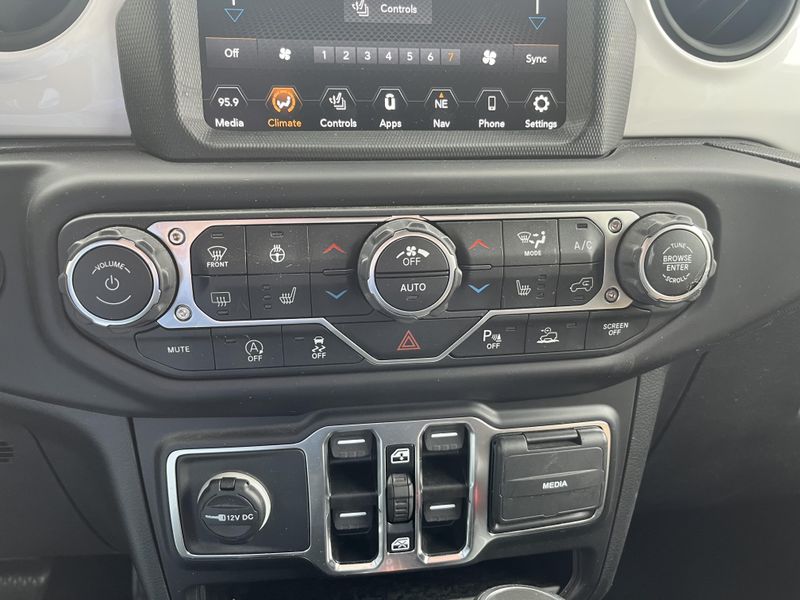 2021 Jeep Wrangler Unlimited Image 21