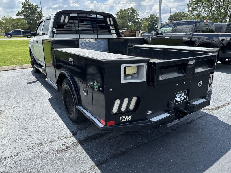 Used 2018 RAM 3500 Chassis TradesmanImage 10