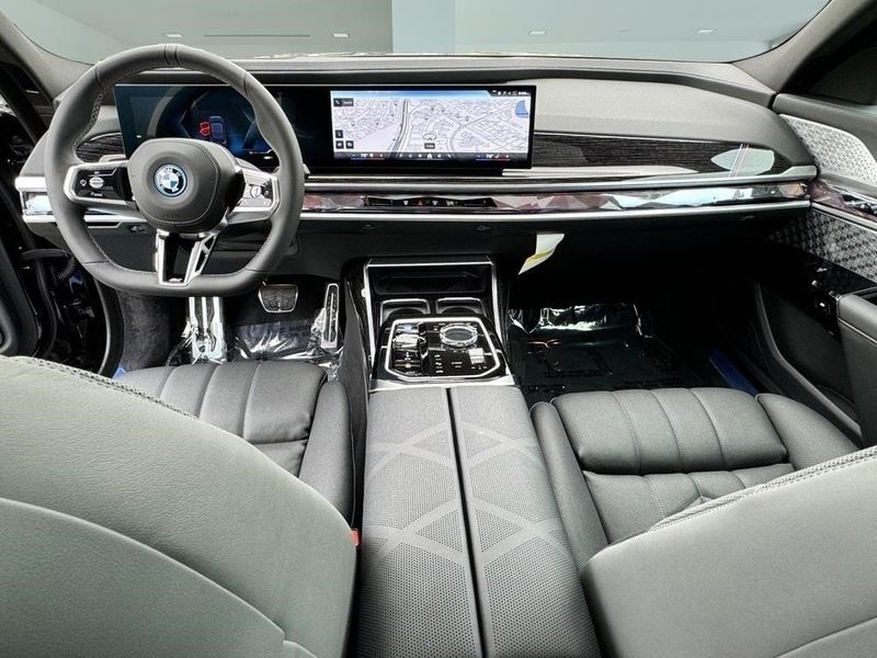 2024 BMW i7 M70Image 23