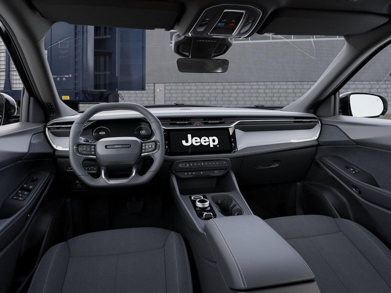 New 2026 Jeep Cherokee Laredo 4x4