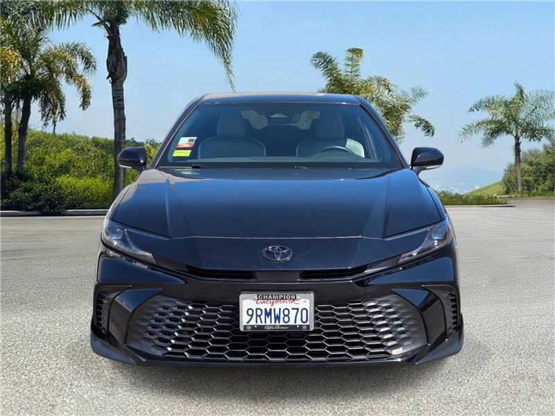 Used 2025 Toyota Camry SE (Natl)