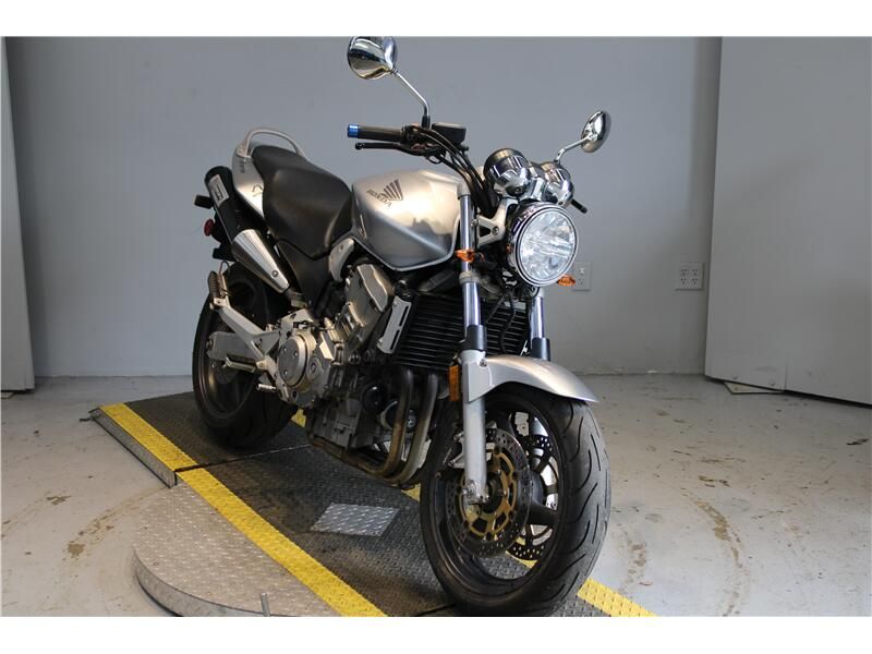 Used 2004 Honda CB900F Image 5